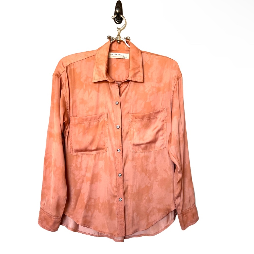 Free People We The Free Peach/Salmon Long Sleeve Button Downs Shirt Size…